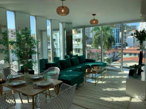 5A - Boutique Apartment ! High end furnished! 4BR